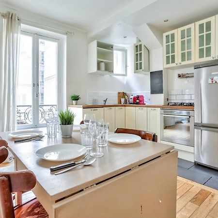 Appartement Quartier Pigalle Free Netflix Paris Luaran gambar