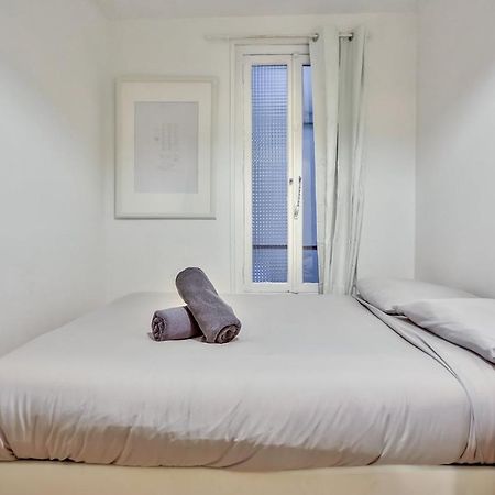 Appartement Quartier Pigalle Free Netflix Paris Luaran gambar