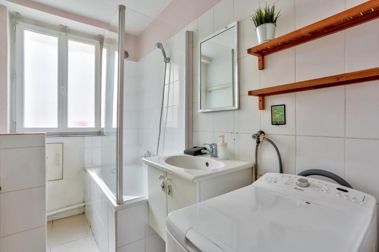 Appartement Quartier Pigalle Free Netflix Paris Luaran gambar