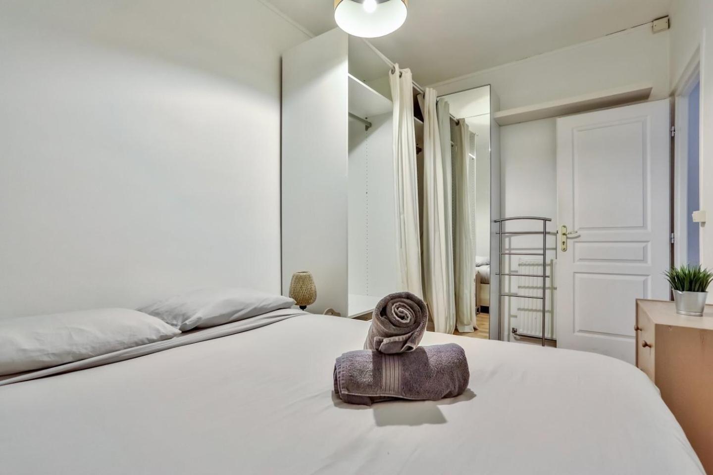 Appartement Quartier Pigalle Free Netflix Paris Luaran gambar